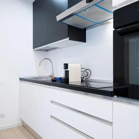 Casa Ndoi 2 شقة مانتوفا